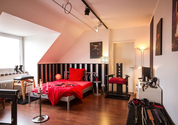 Studio 33